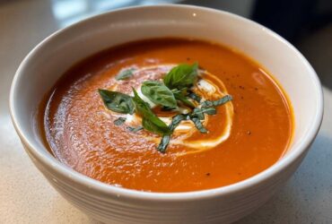 15-Minute Creamy Tomato Soup