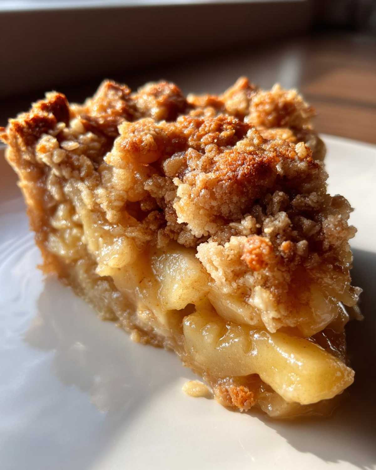 Apple Crumble with Oat Topping - detail 2