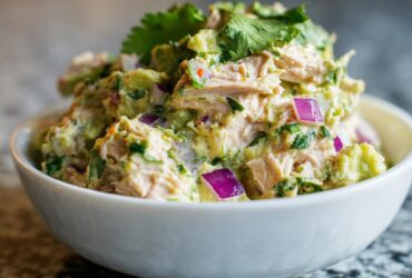Avocado Tuna Salad (No Mayo)