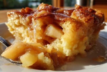 Caramel Apple Dump Cake