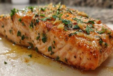 Garlic Butter Baked Salmon