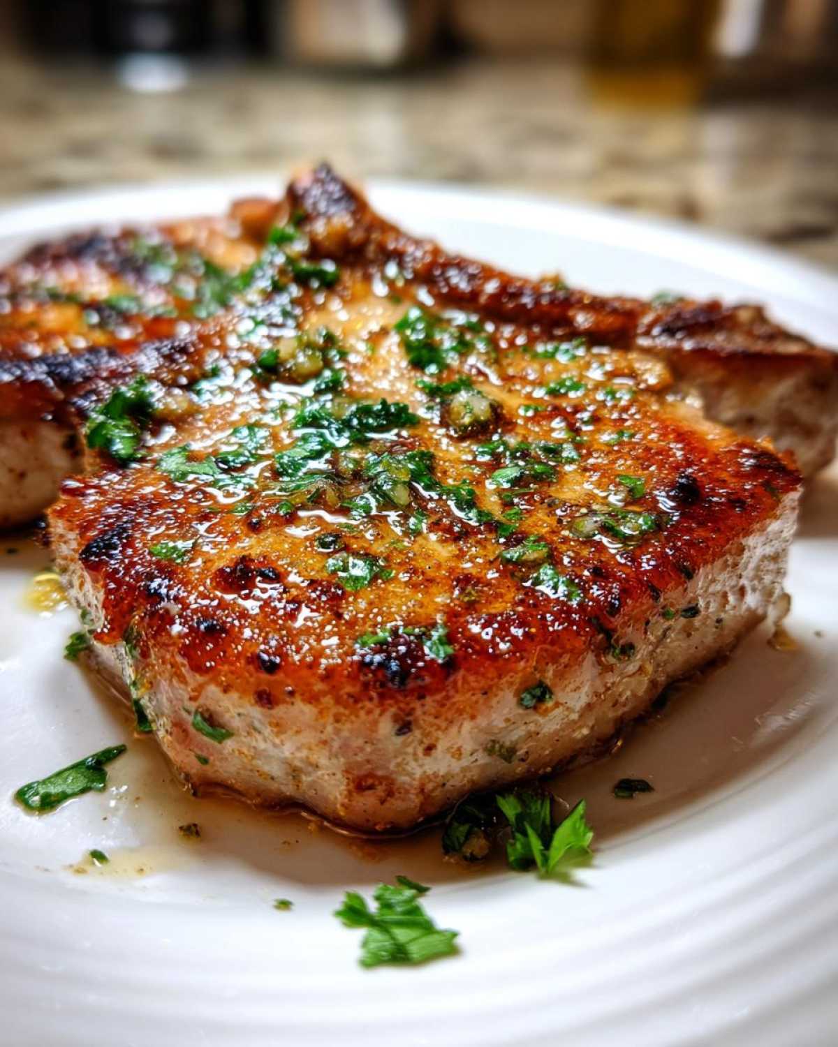 Pan-Seared Pork Chops with Garlic Butter - detail 2