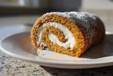 Pumpkin Roll with Cream Cheese Filling