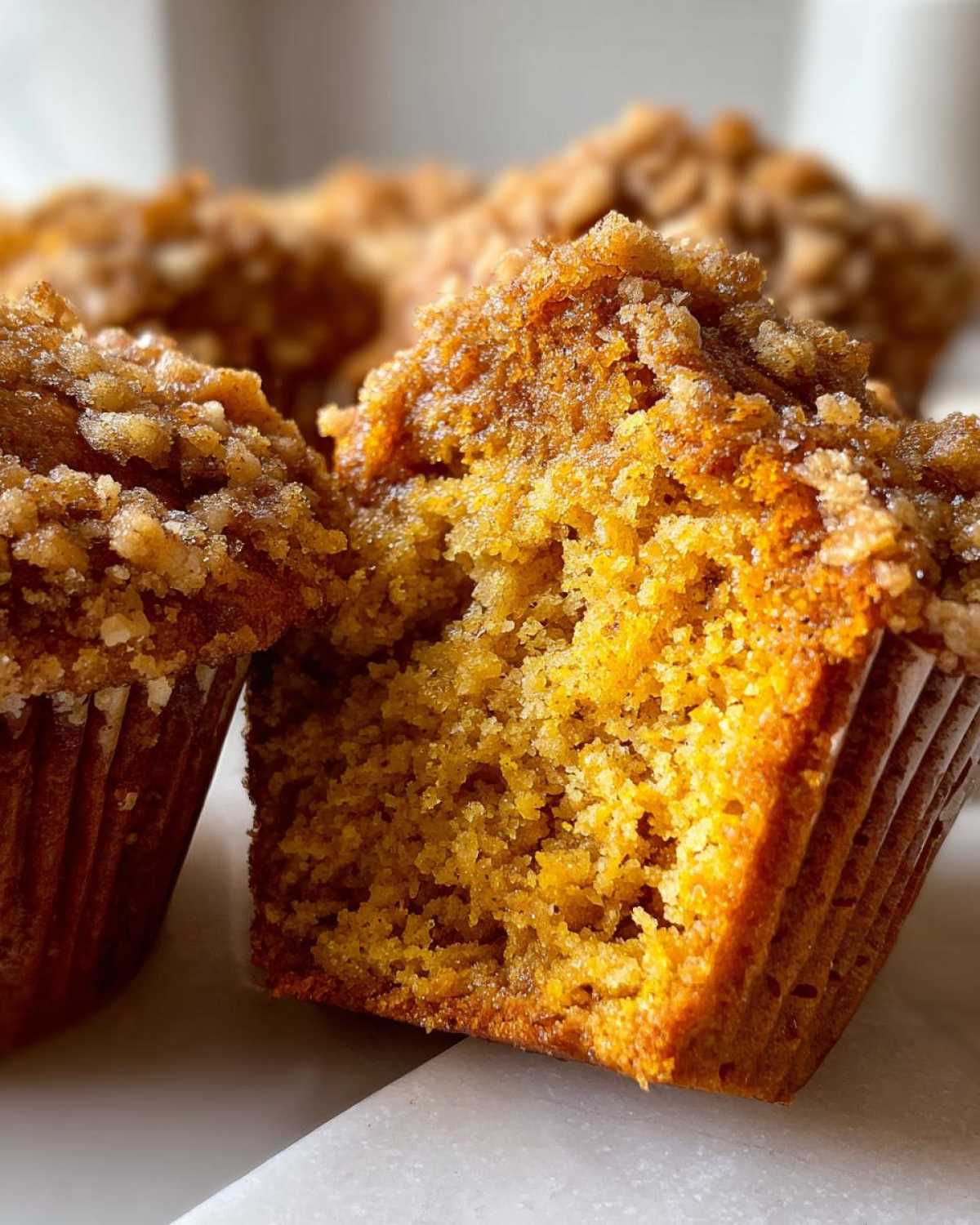Pumpkin Streusel Muffins - detail 1