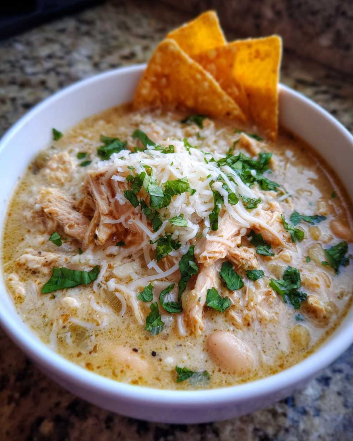 Slow Cooker White Chicken Chili - detail 1