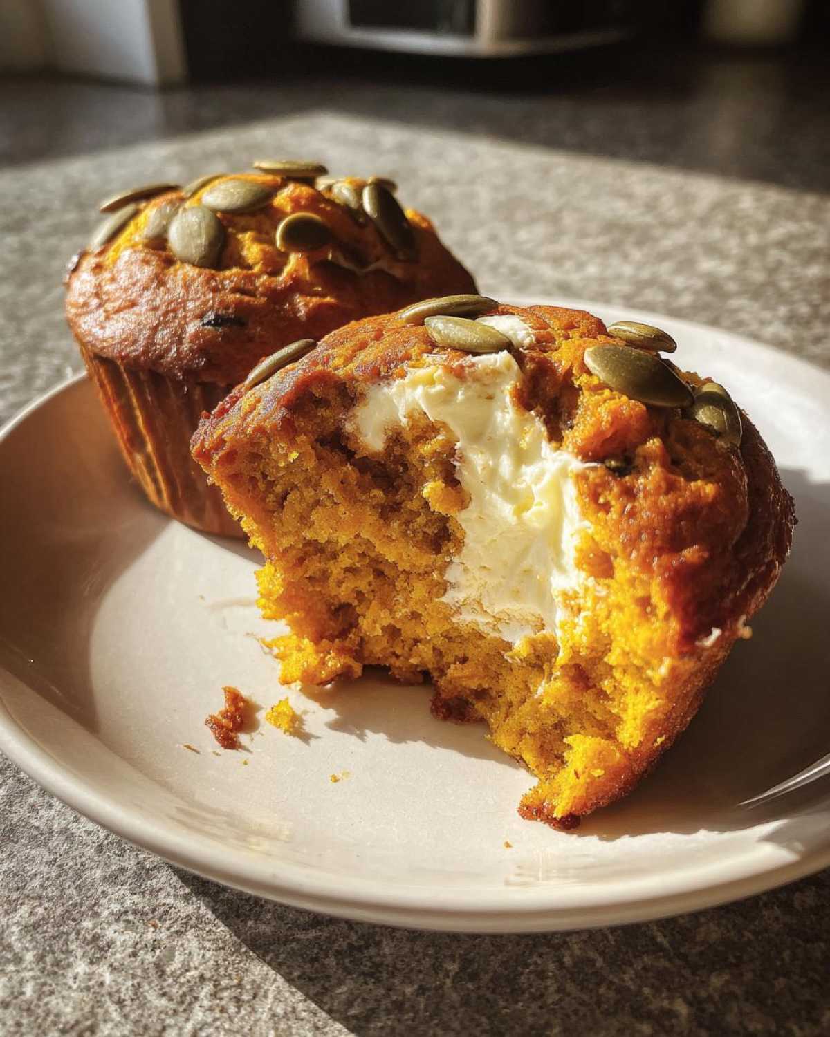 Starbucks-Copycat Pumpkin Cream Cheese Muffins - detail 2