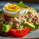 Avocado tuna salad