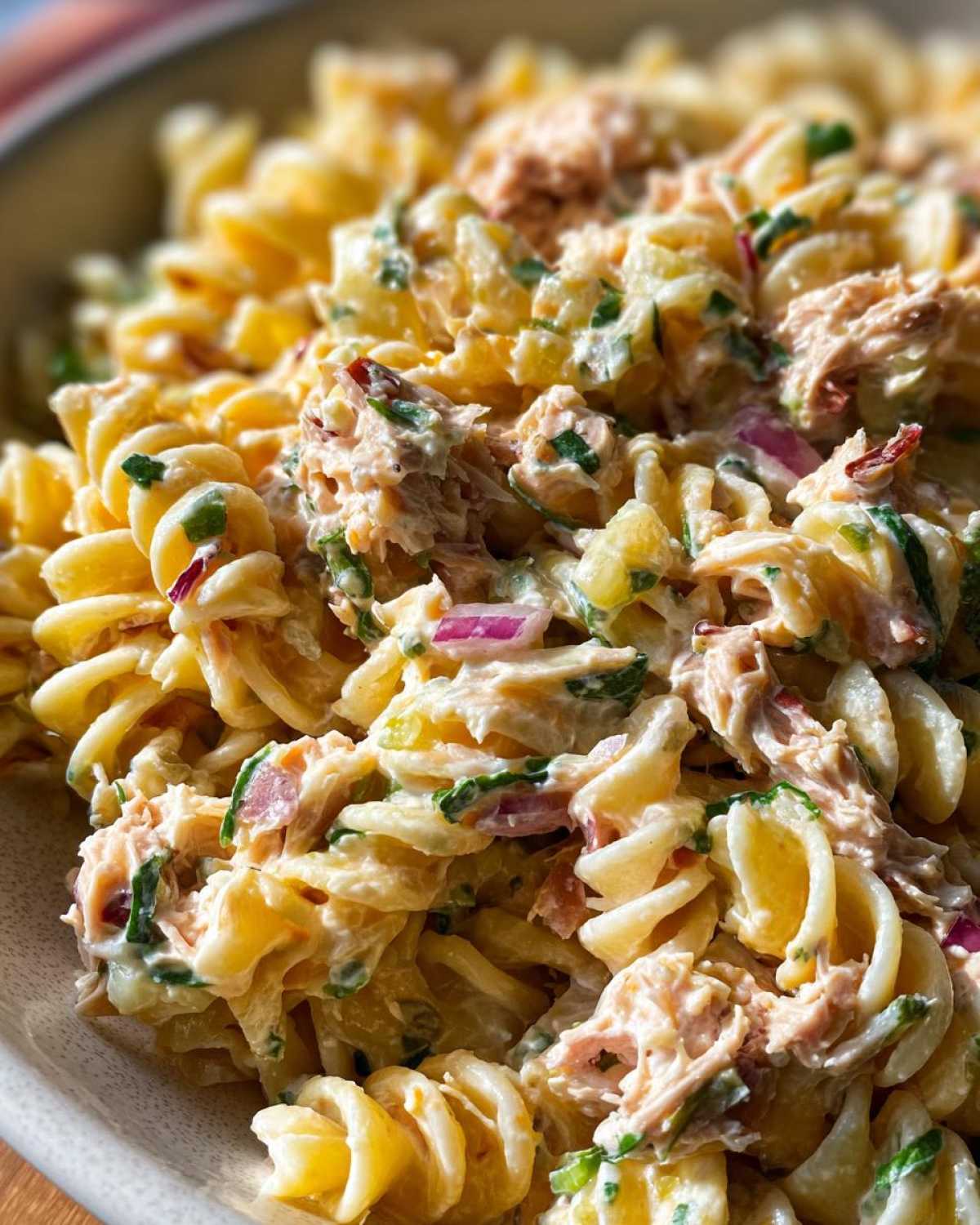 Classic tuna pasta salad - detail 3