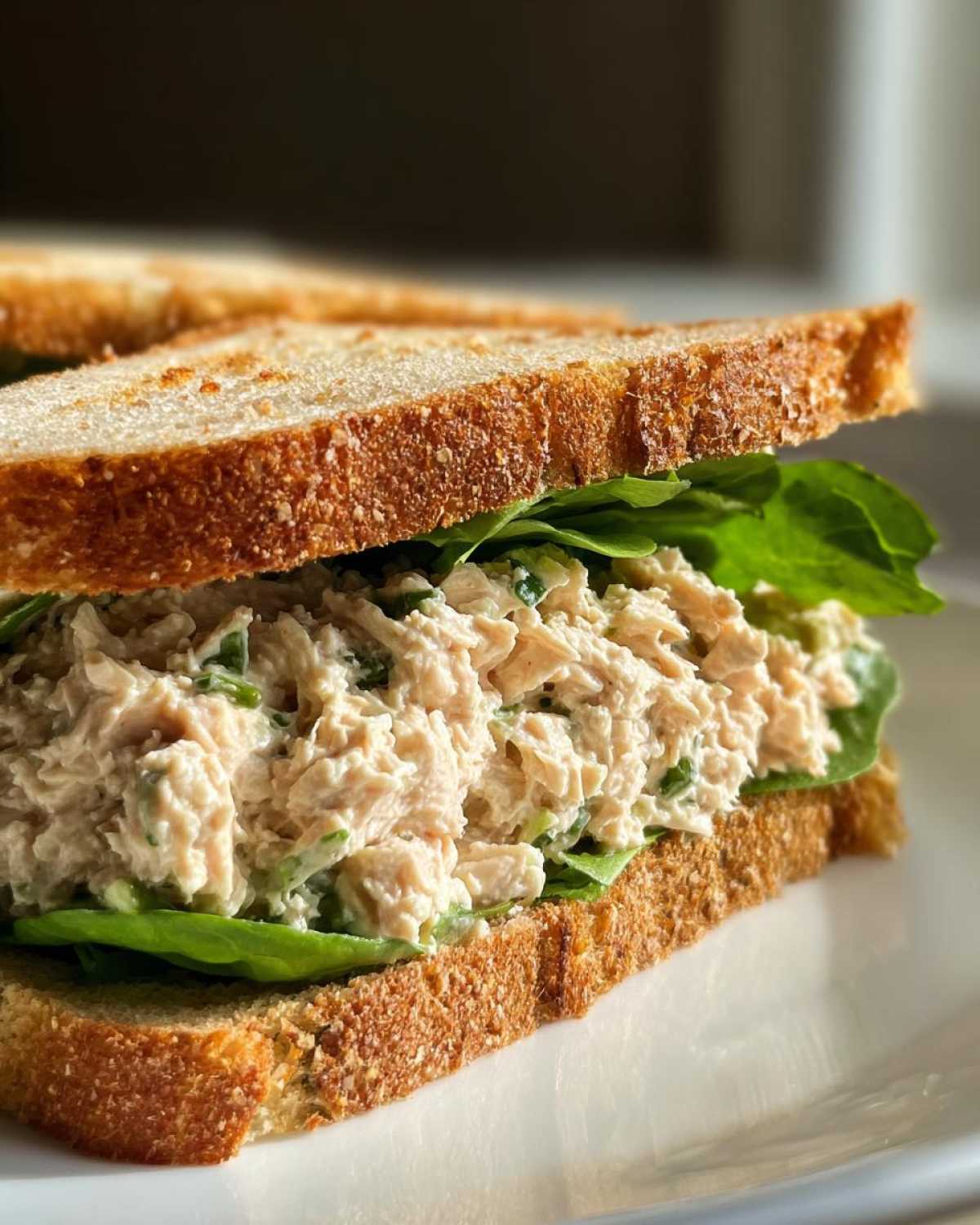Classic tuna sandwich - detail 1