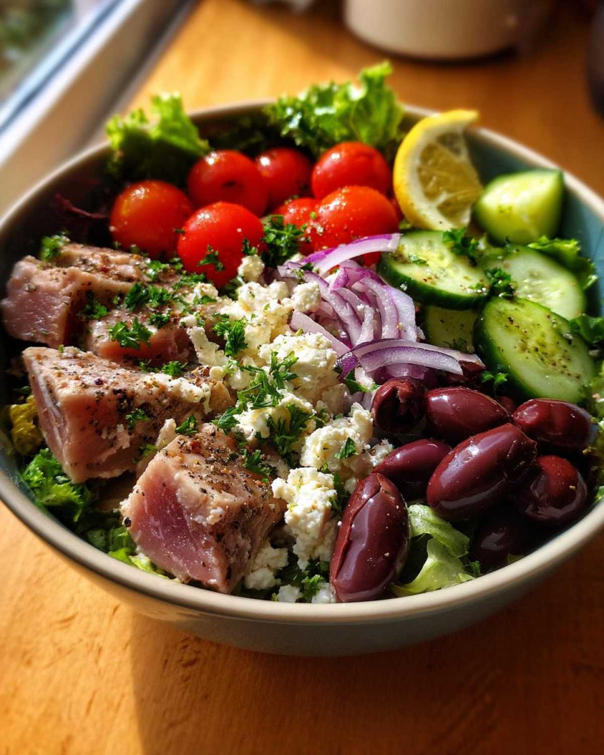 Mediterranean tuna bowl - detail 4