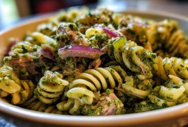 Pesto tuna pasta salad