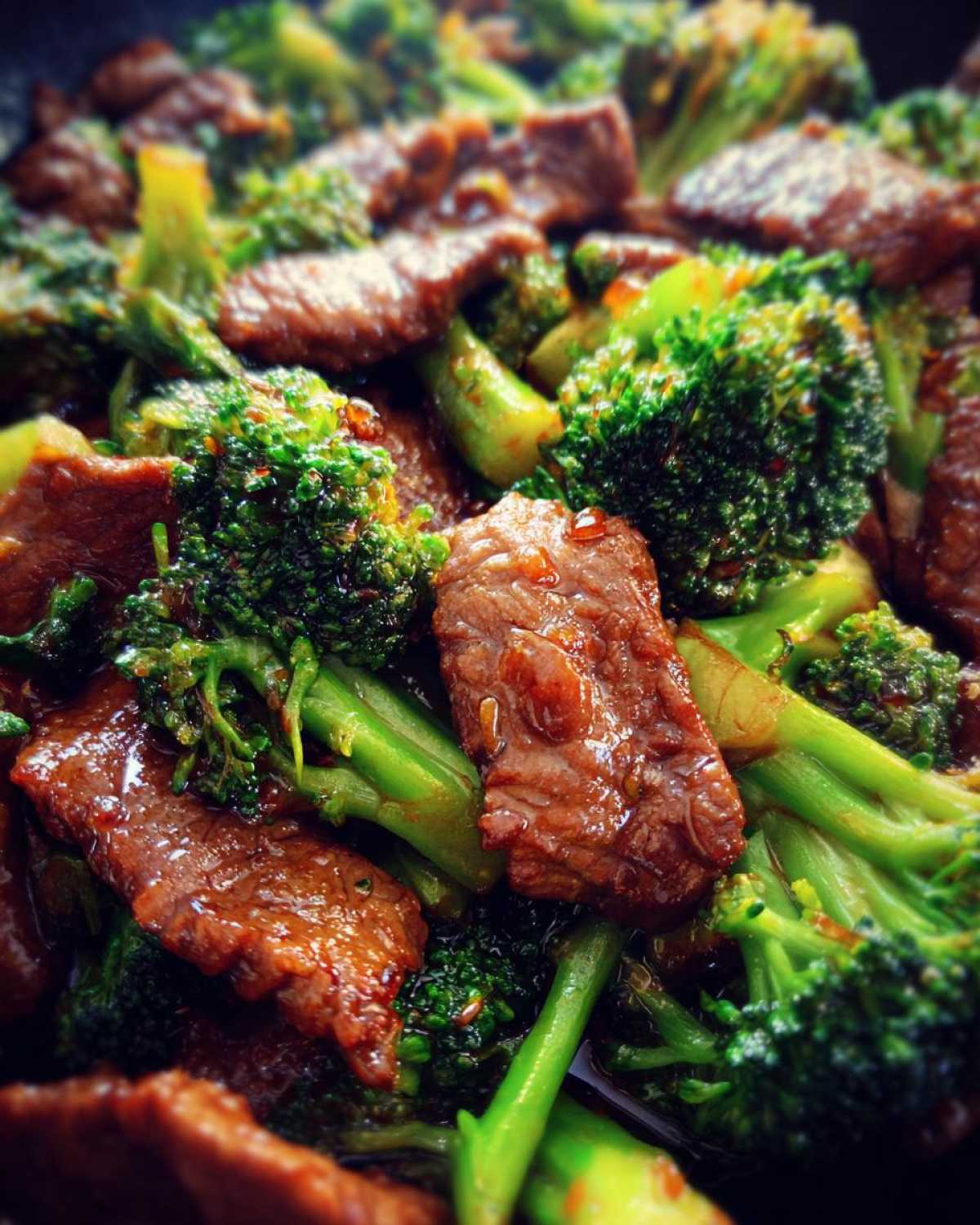Beef and Broccoli Stir-Fry - detail 1