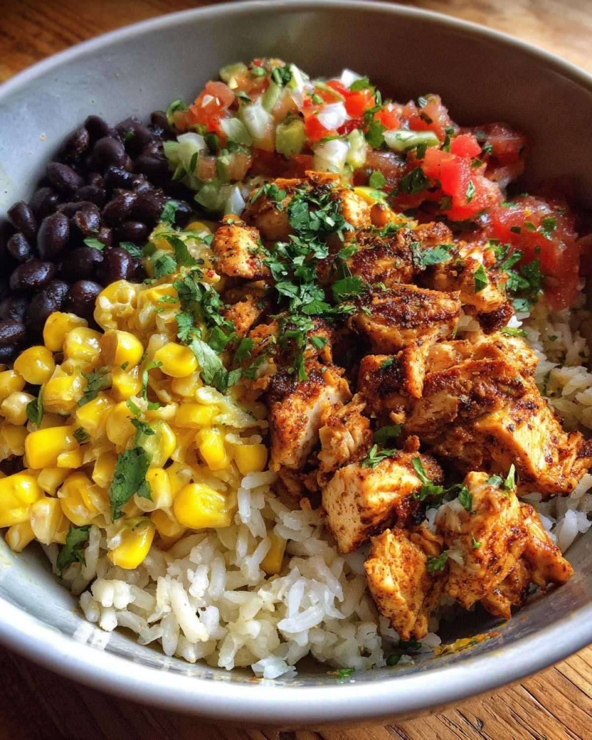 Chipotle Chicken Burrito Bowl - detail 1