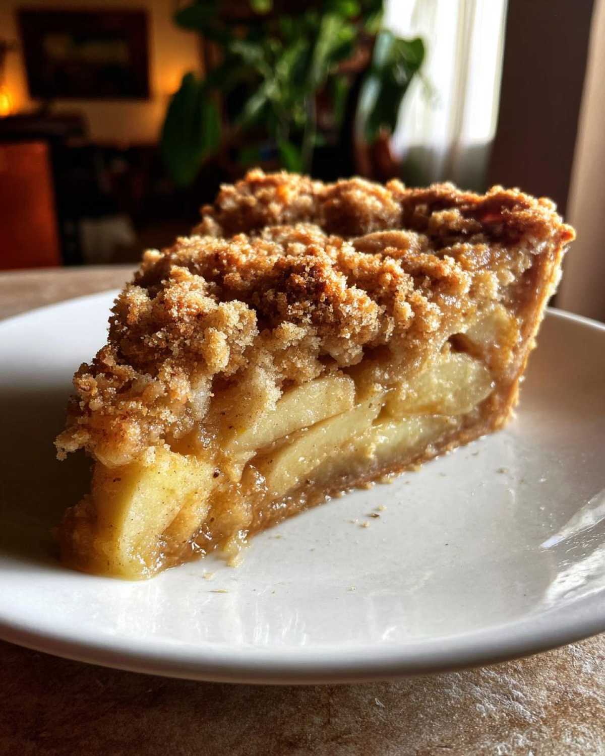 Dutch Apple Pie with Streusel Topping - detail 3
