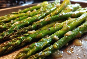 Garlic Lemon Asparagus (Simple Side)