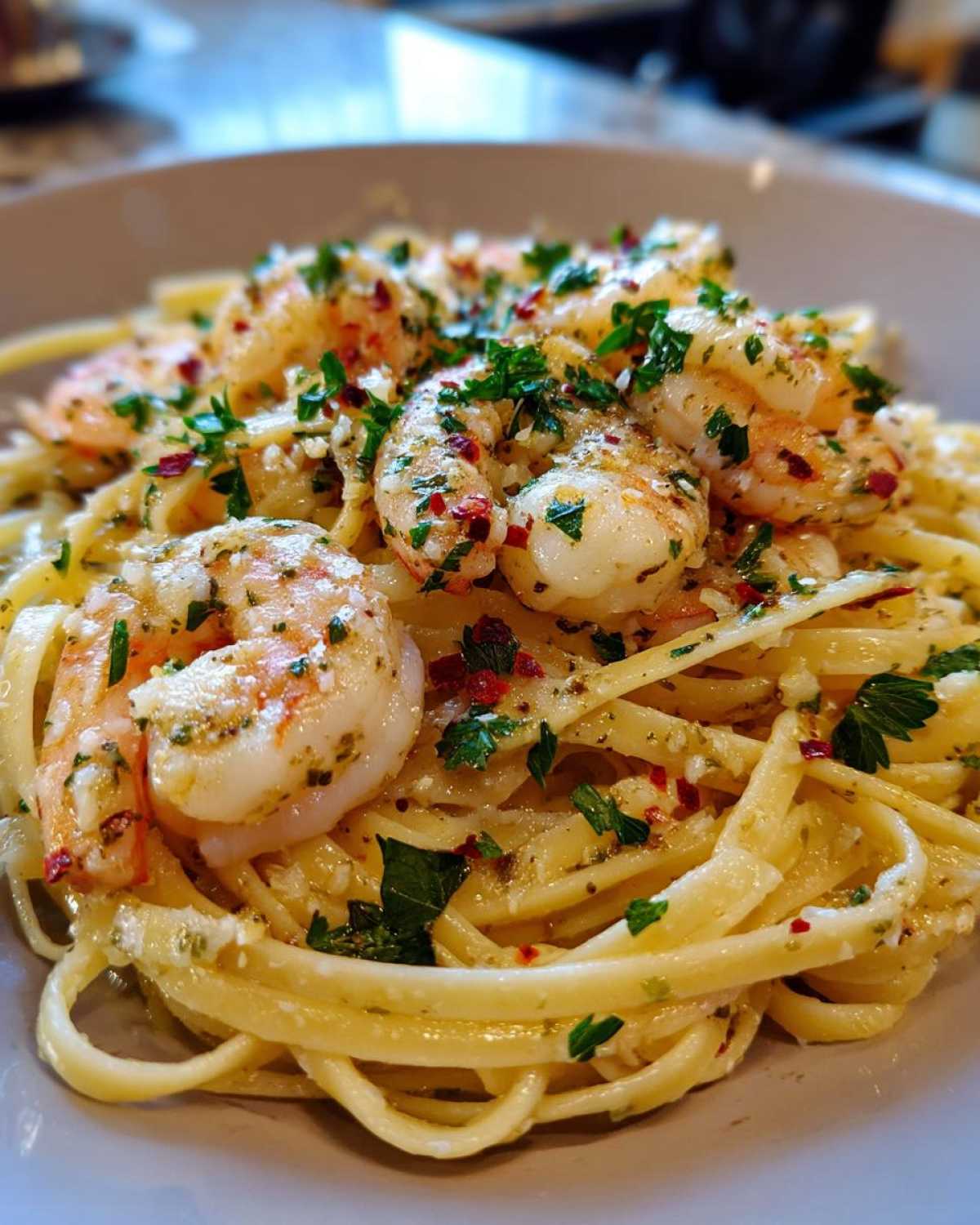 Garlic Lemon Shrimp Scampi Pasta - detail 2
