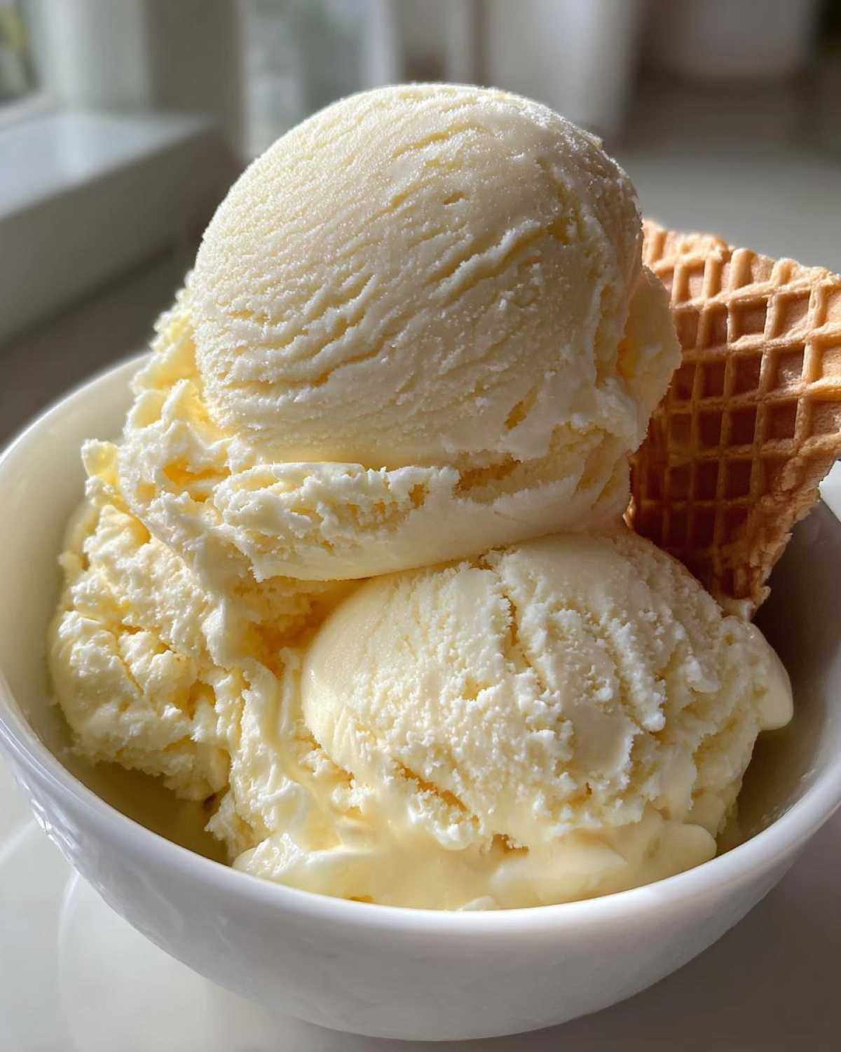 Homemade Vanilla Ice Cream (No Churn) - detail 4