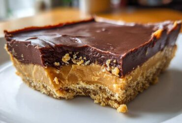 No-Bake Peanut Butter Chocolate Bars