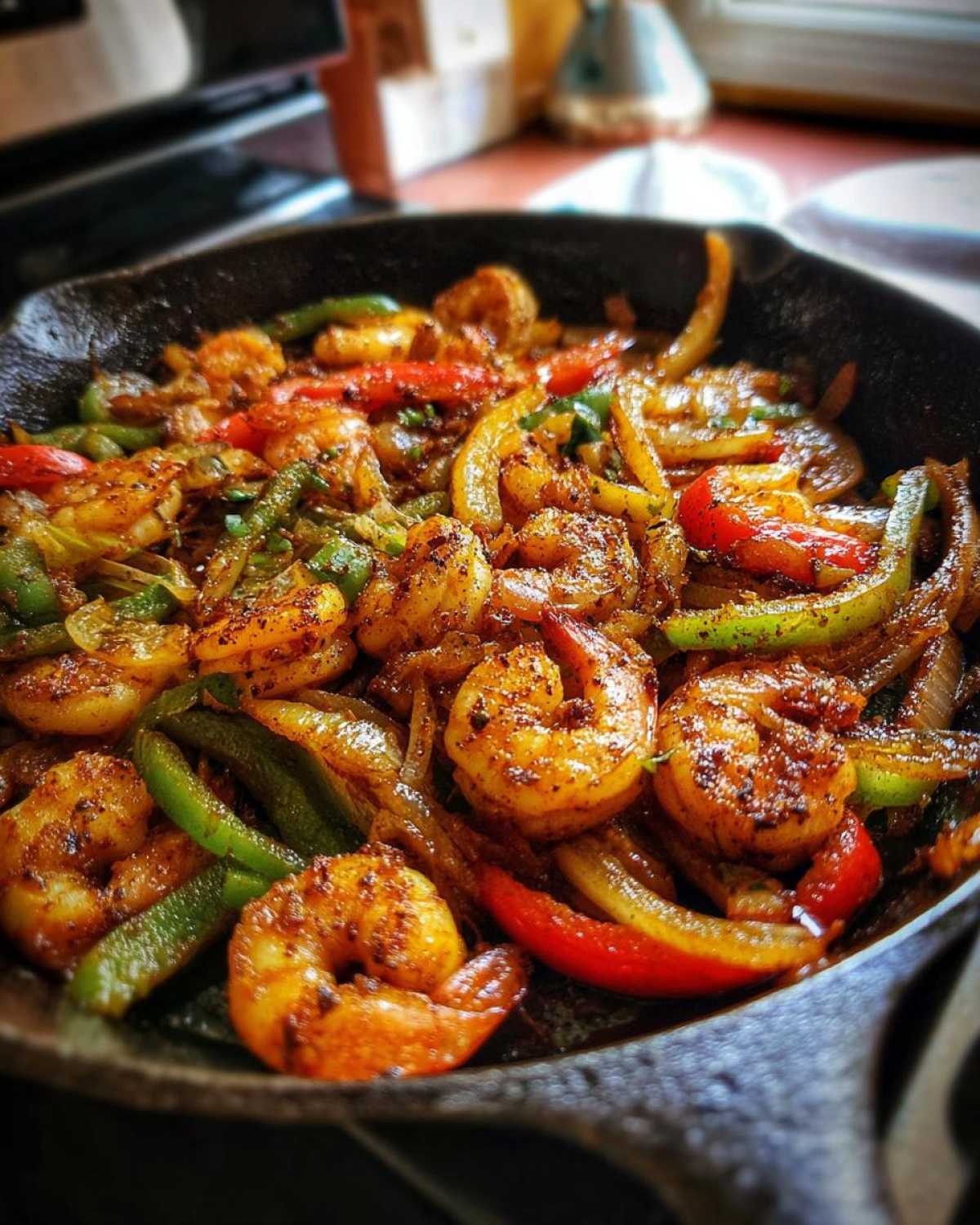 Skillet Shrimp Fajitas - detail 2