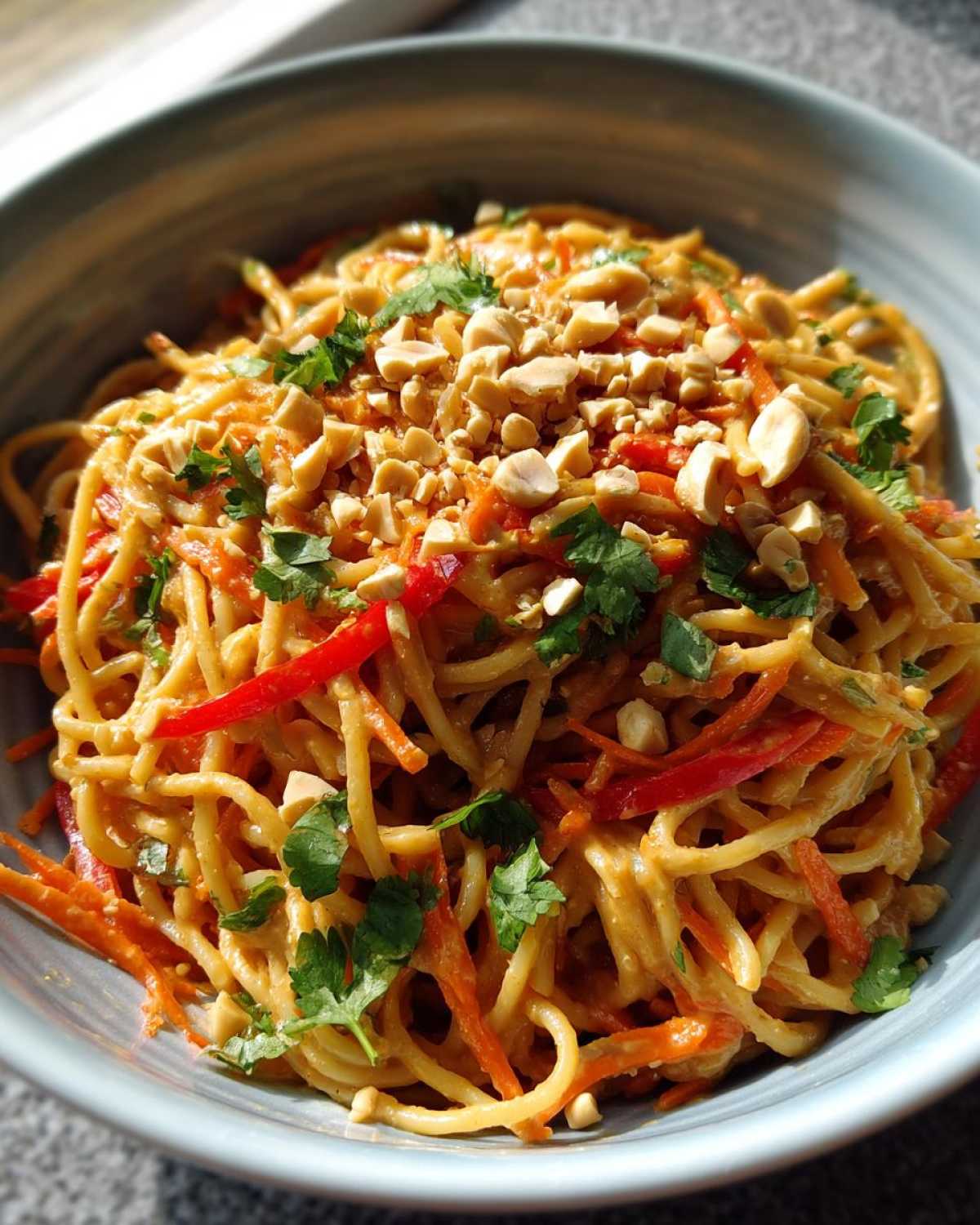 Spicy Thai Peanut Noodle Salad - detail 2