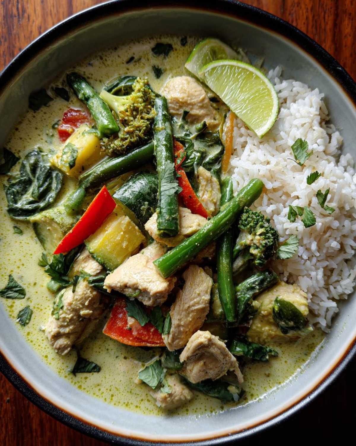 Thai Green Curry with Vegetables - detail 1