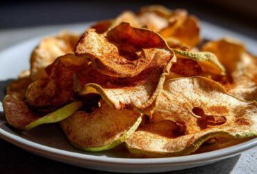 Cinnamon Apple Chips (Oven-Baked Healthy Crunch)