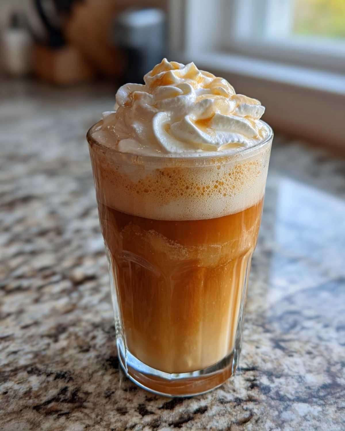 Homemade Butterbeer (Harry Potter Magic in a Mug) - detail 3