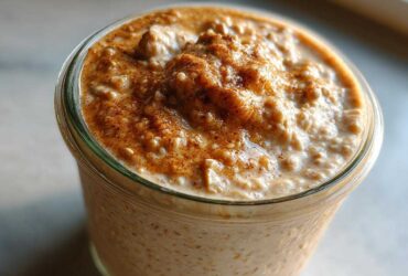 Overnight Chia Oatmeal (Grab-and-Go Fiber Boost)