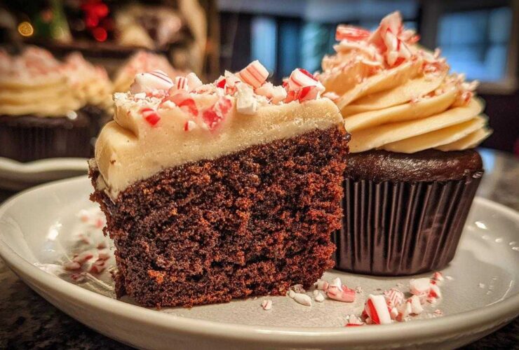 Peppermint Mocha Cupcakes (Holiday Coffeehouse Flavors at Home)