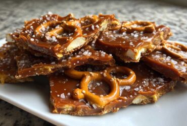 Salted Caramel Pretzel Bark (Addictive Sweet & Salty Crunch)