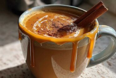 Spiced Caramel Apple Cider (Slow Cooker Fall Drink Magic)