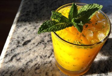 Sunrise Mango-Mint Agua Fresca (Non-Alcoholic Summer Sipper)