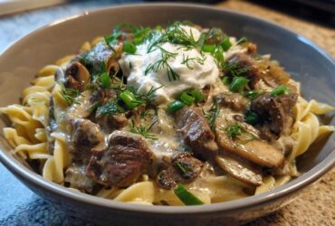 5-Ingredient Beef Stroganoff