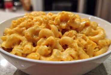 Cauliflower Mac and Cheese (Vegan)