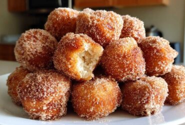 Cinnamon Sugar Donut Holes