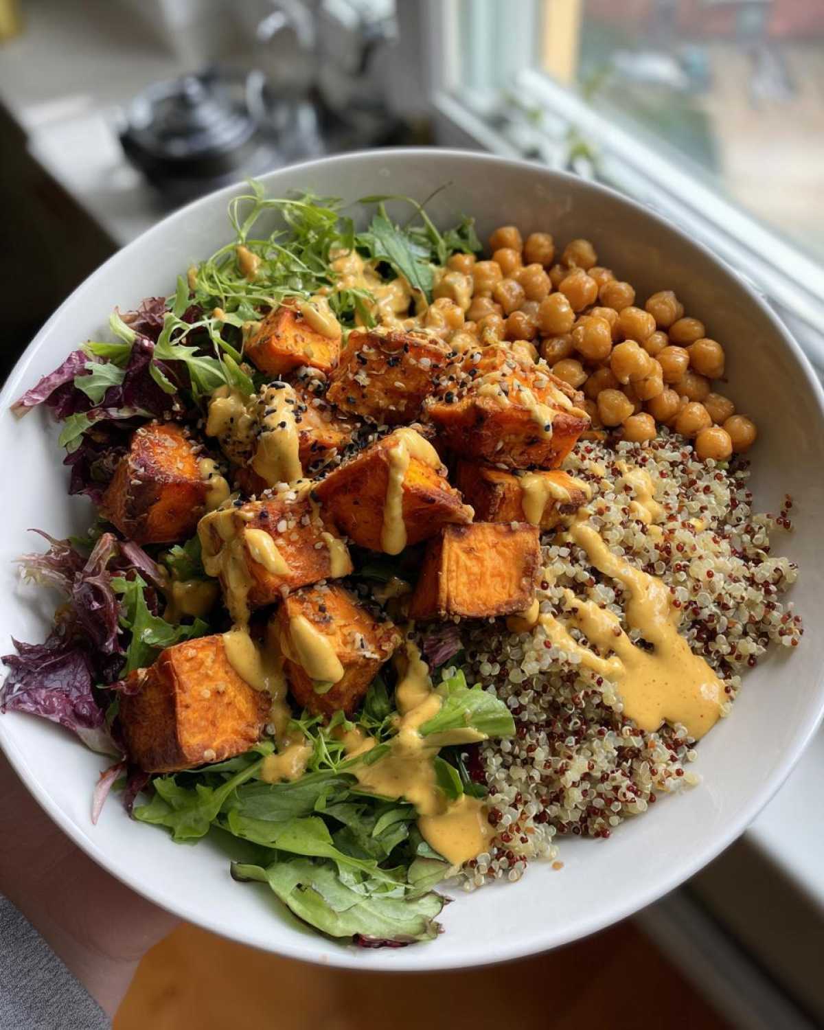 Curry Sweet Potato Buddha Bowl - detail 1