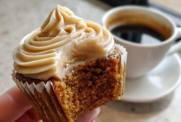 Gingerbread Latte Cupcakes