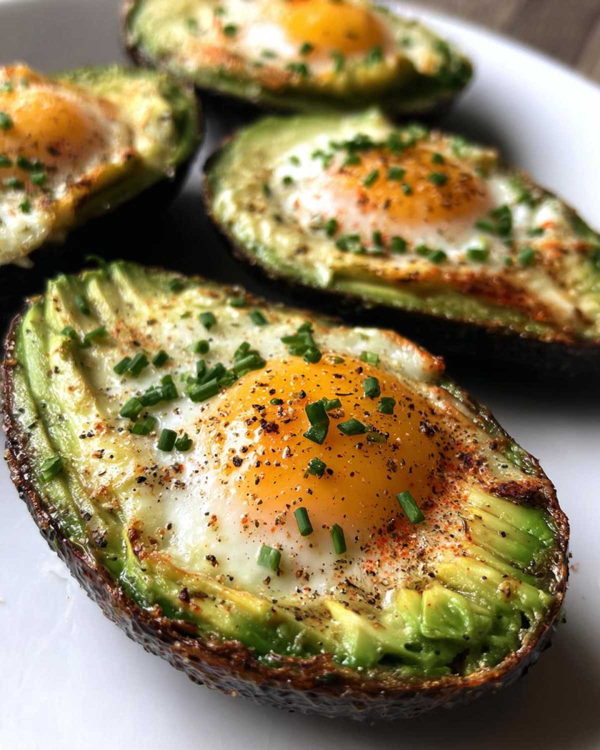 Keto Avocado Egg Boats - detail 3