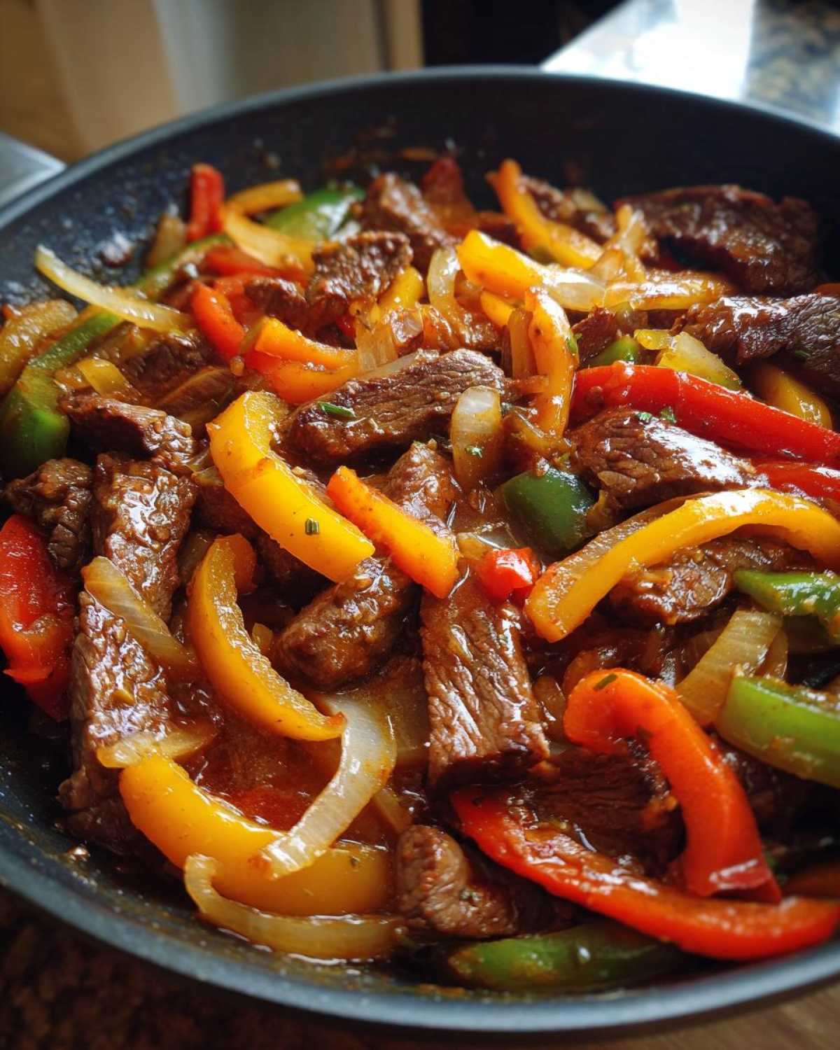 One-Pot Beef & Peppers Skillet - detail 3