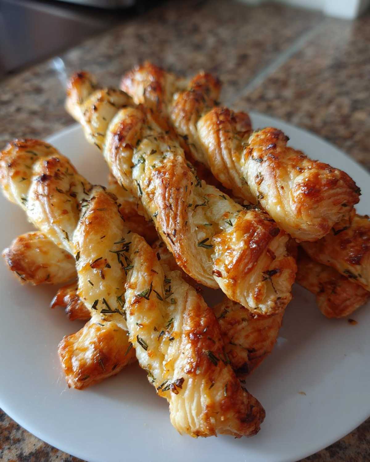 Rosemary Garlic Puff Pastry Twists - detail 3