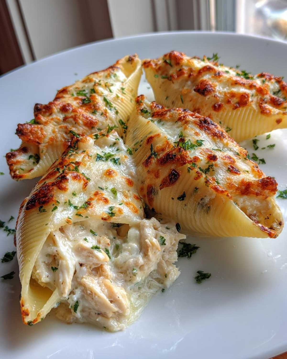 Chicken Alfredo Stuffed Shells - detail 3