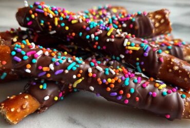 Chocolate Covered Pretzels