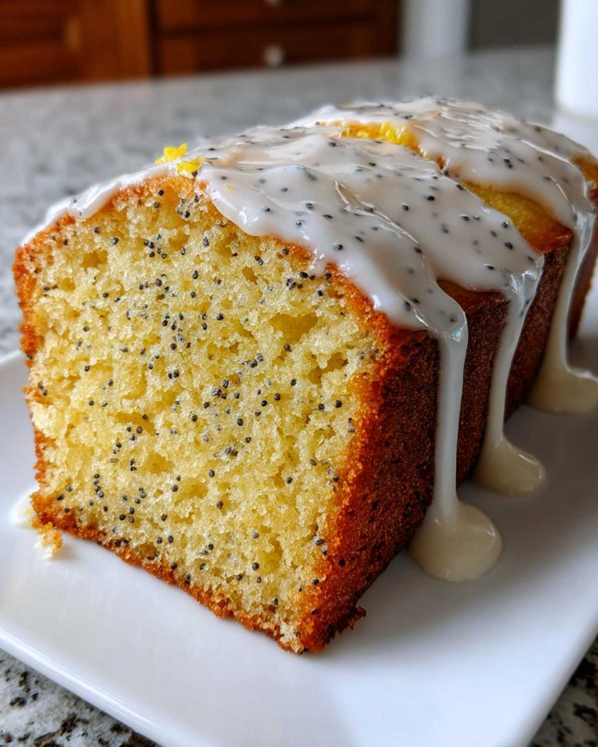 Glazed Lemon Poppy Seed Cake - detail 3