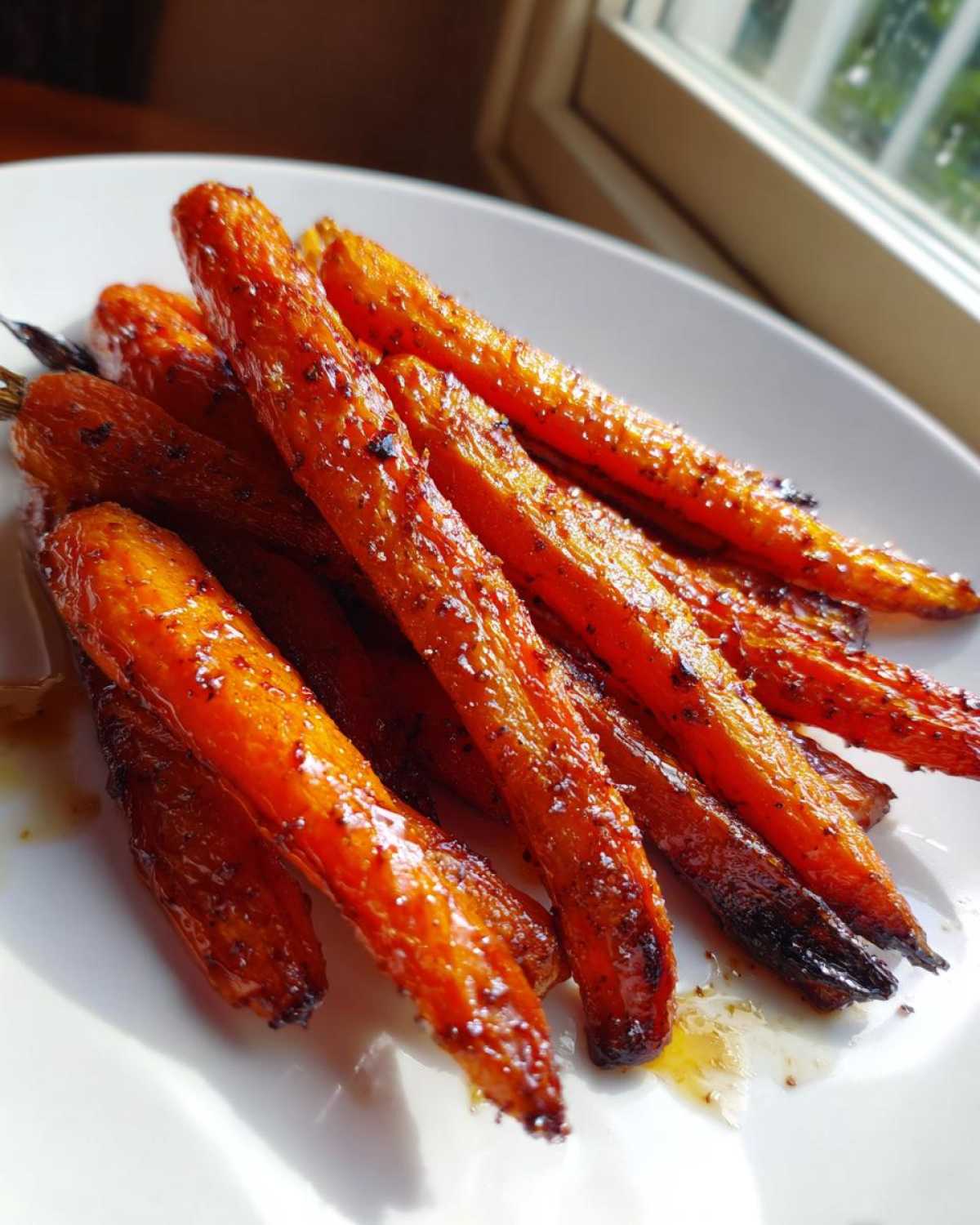 Honey Balsamic Roasted Carrots - detail 2