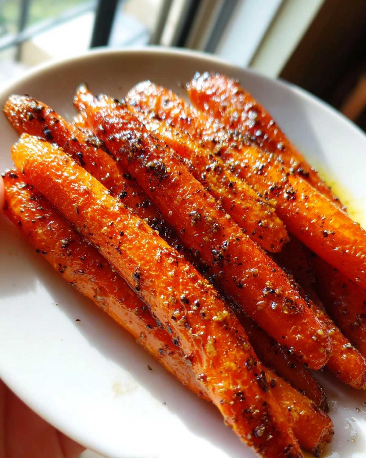 Honey Balsamic Roasted Carrots - detail 3