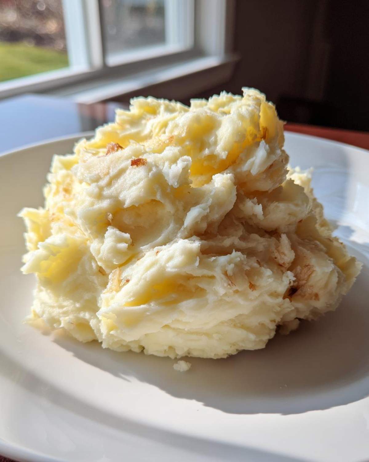 Roasted Garlic Mashed Potatoes - detail 3