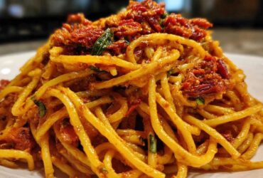 Sun-Dried Tomato Pesto Pasta