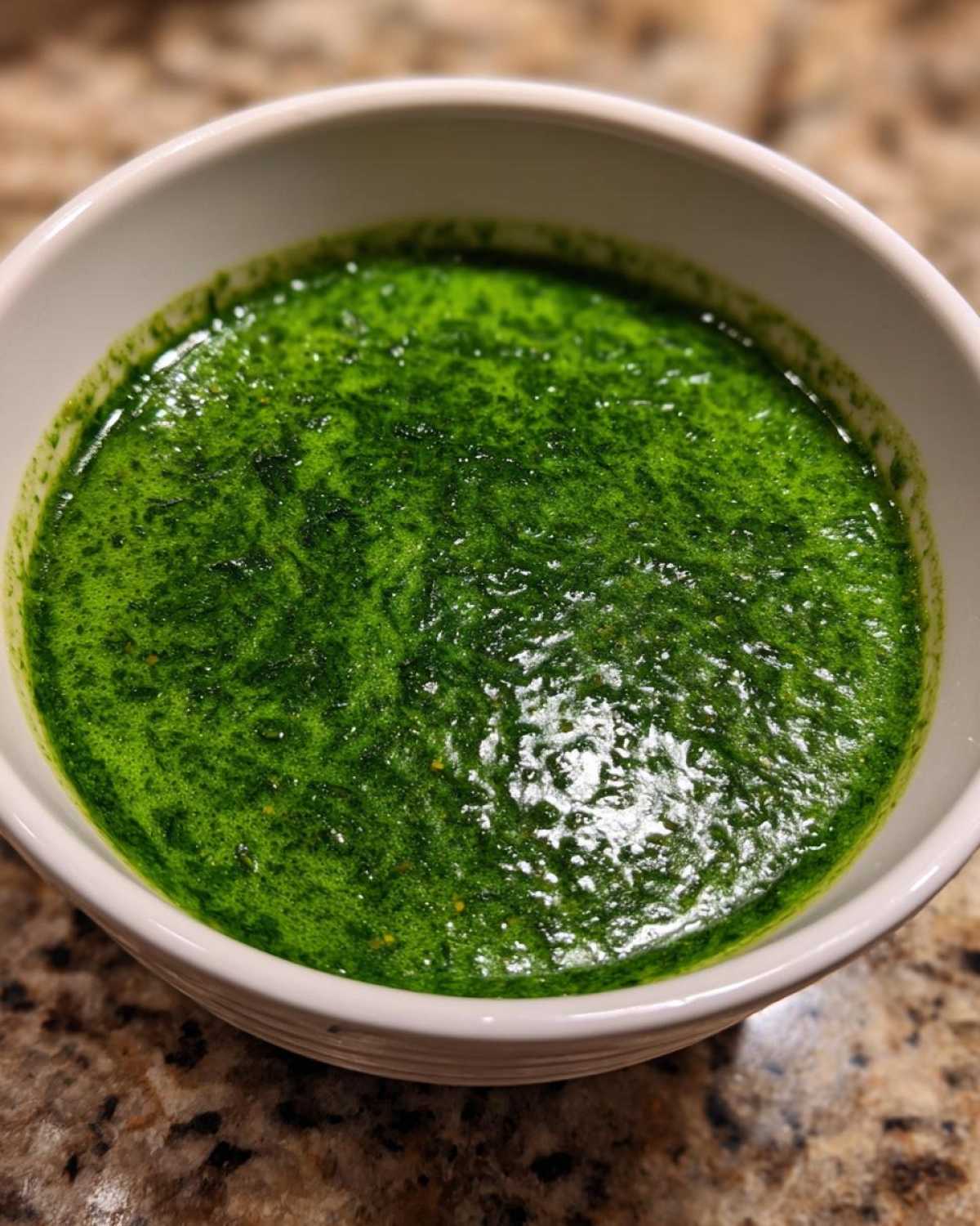 spinach soup - detail 2
